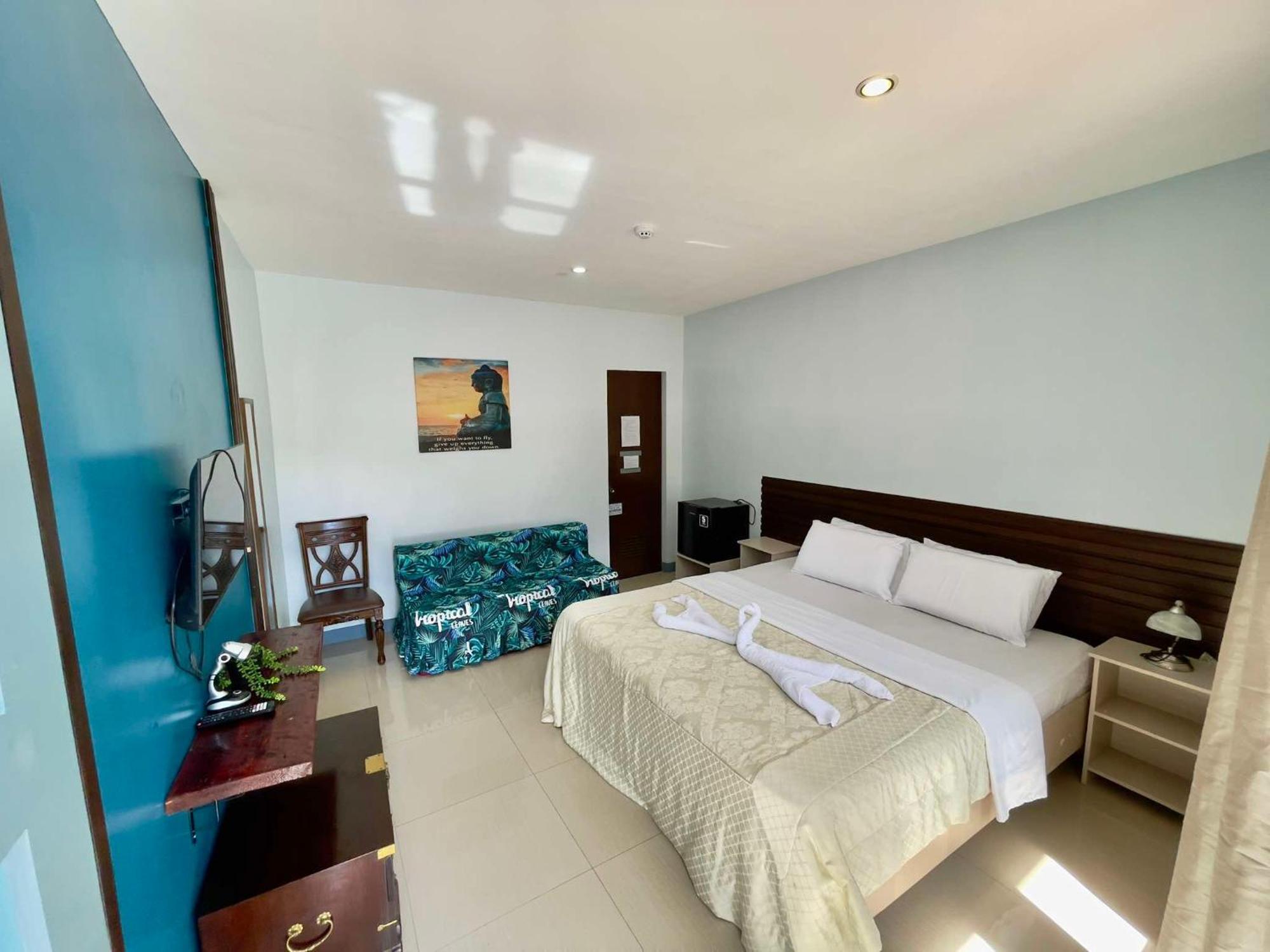 Hotel Little Rock Cebu à Île de Mactan Extérieur photo