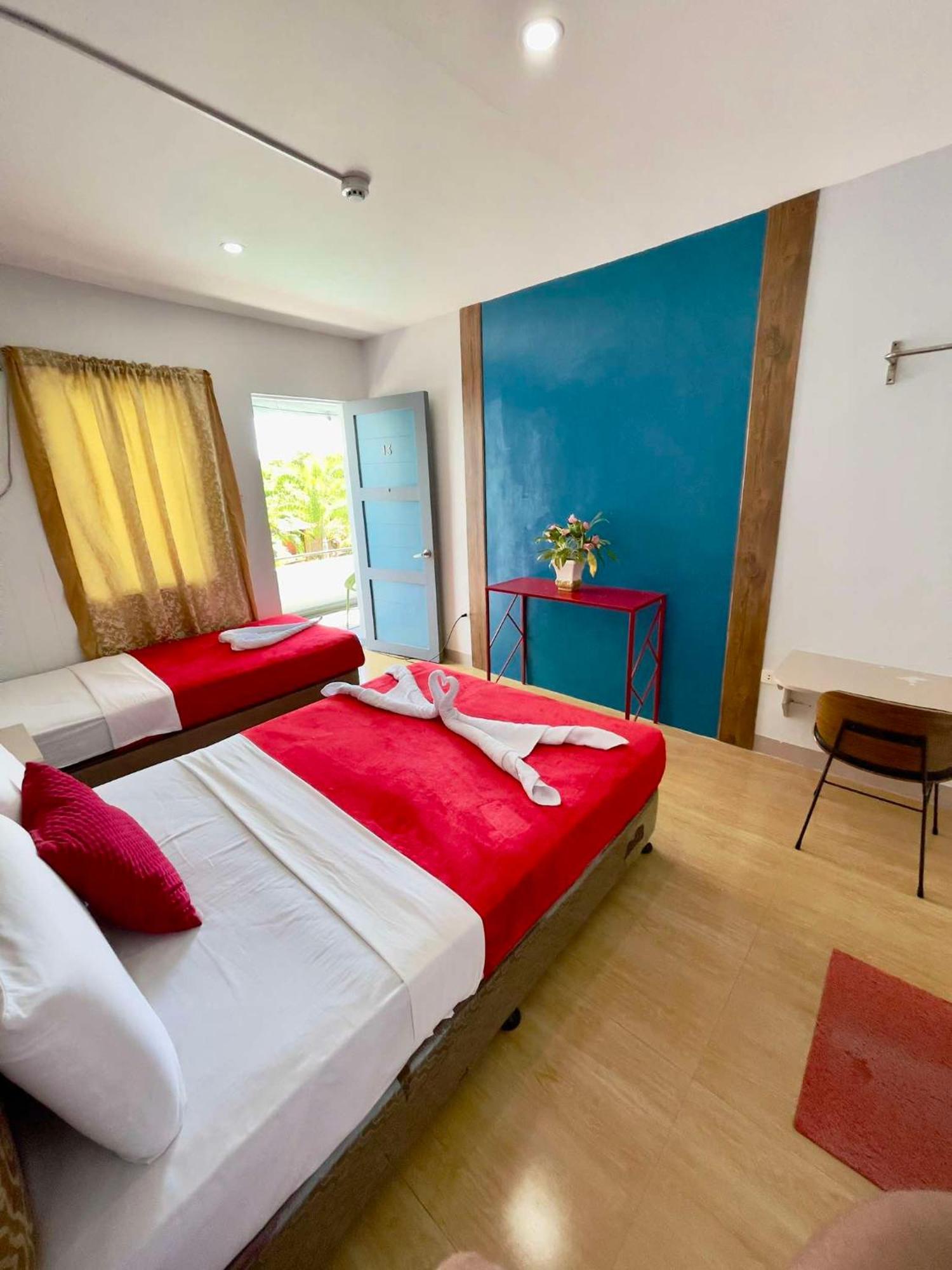 Hotel Little Rock Cebu à Île de Mactan Extérieur photo